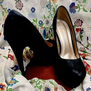 Qupid Platform Pumps Size US 10